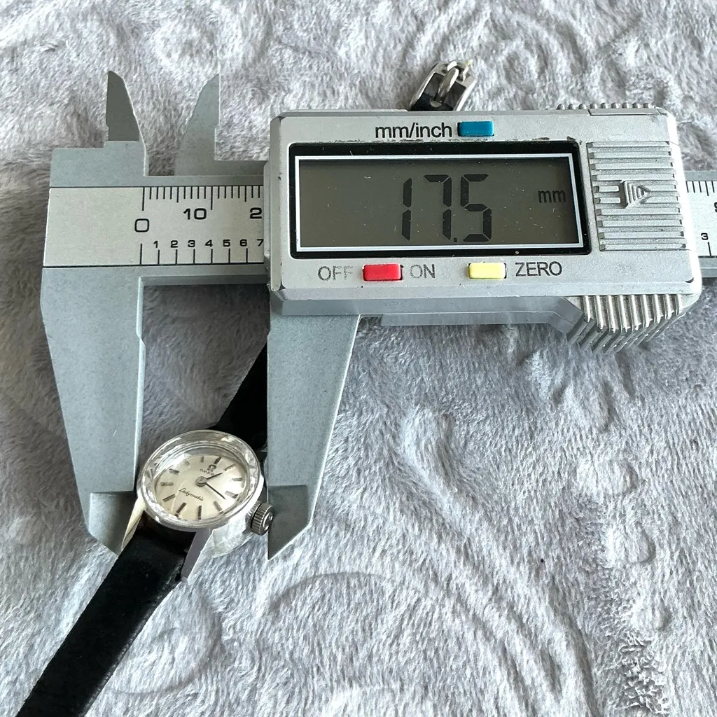 Ladies OMEGA LADYMATIC watch💖💖💖 Silver - Image 9