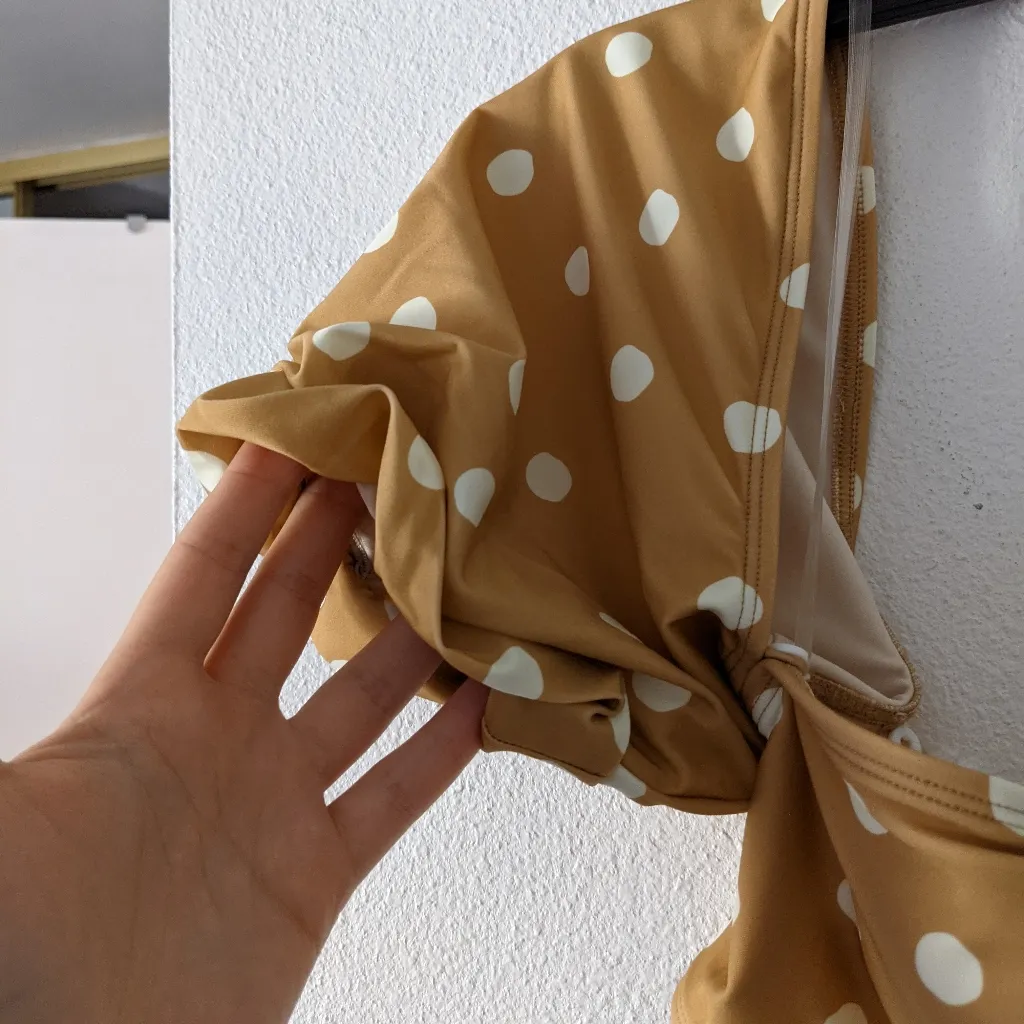 {Peony} Brand New Puff Bandeau Bikini Top - Image 6