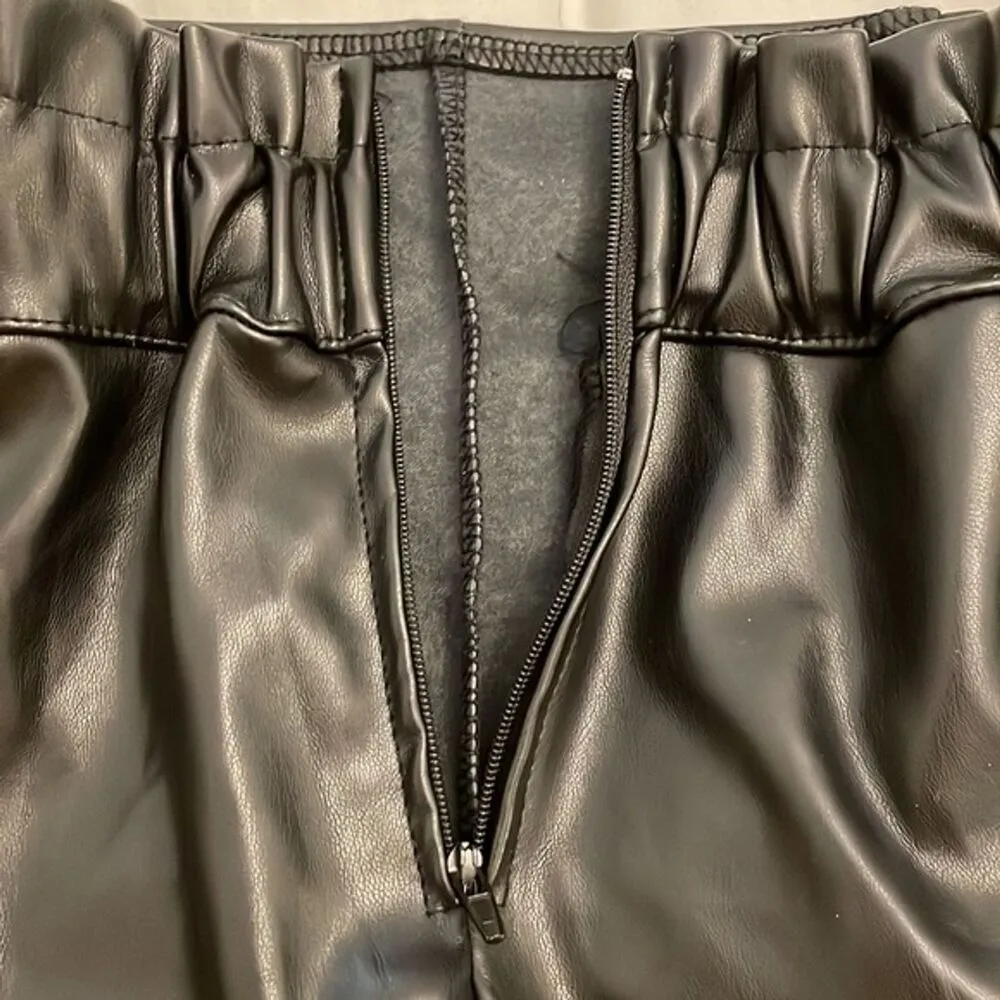 Windsor Black Faux Leather Paper Bag Shorts Womens Size Small NEW - Image 4