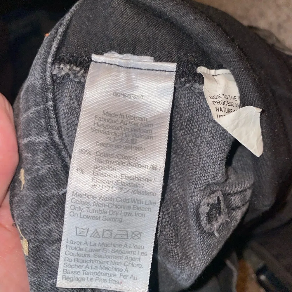 Madewell The Perfect Vintage Straight Jean in faded black size 25T - Image 10