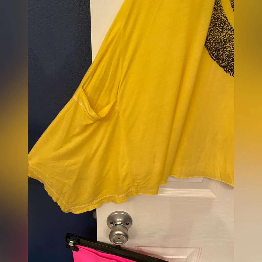 Lauren Moshi Smiley Face Yellow Limited Quantity Pocketed Tank Top Size Medium - Image 5