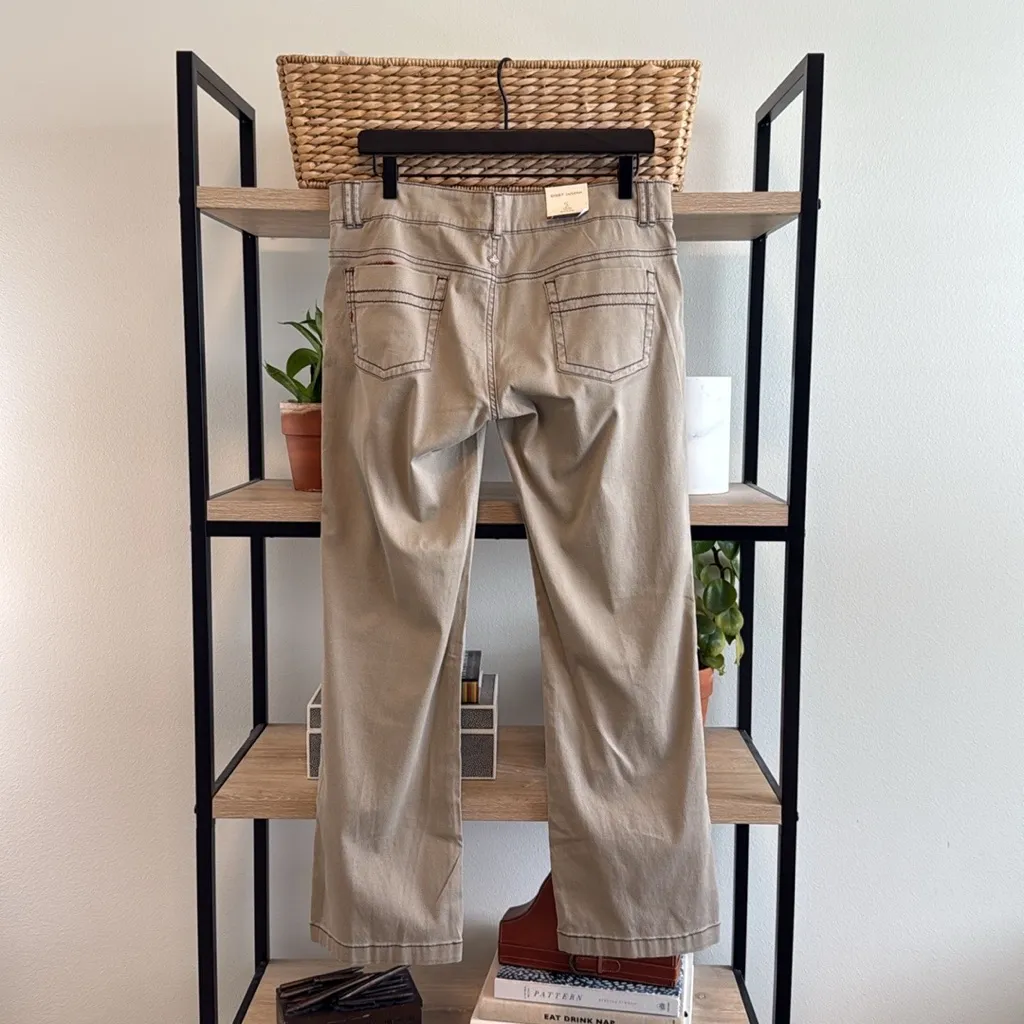 NWT Prana Bedford Canyon Hiking Organic Cotton Standard Low-Rise Pant, 10 Short - Image 6