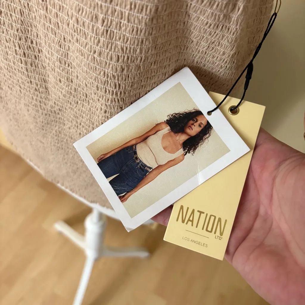 NATION LTD Bella‎ Smocked Tank in Almond Milk Size XL NWT - Image 3