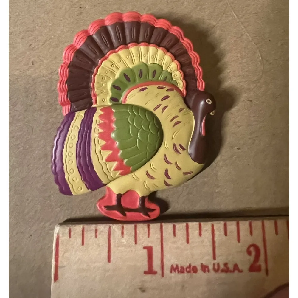 Hallmark Thanksgiving Tom Turkey Pin Vtg Holiday Jewelry Brooch Ceramic 2.25" - Image 5