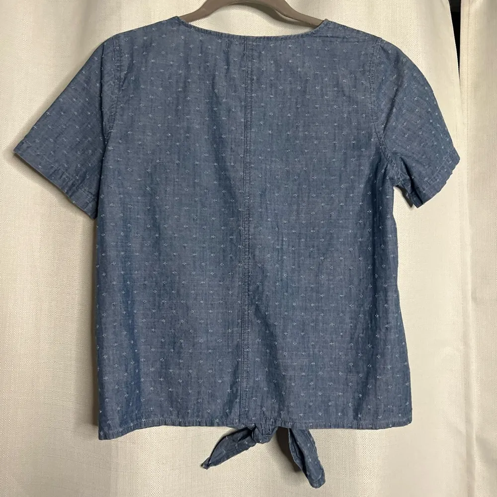 Madewell Chambray Eyelet V Neck Tie Top Small - Image 5