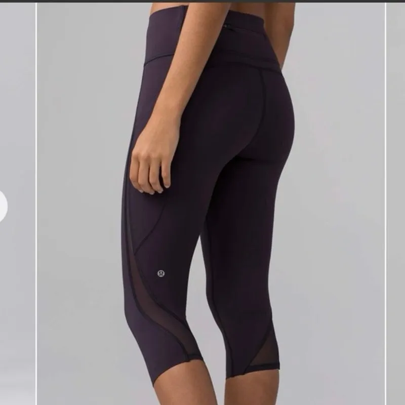 Lululemon Pace Perfect Crop Size 8 17"Length‎ Color Boysenberry Purple - Image 5
