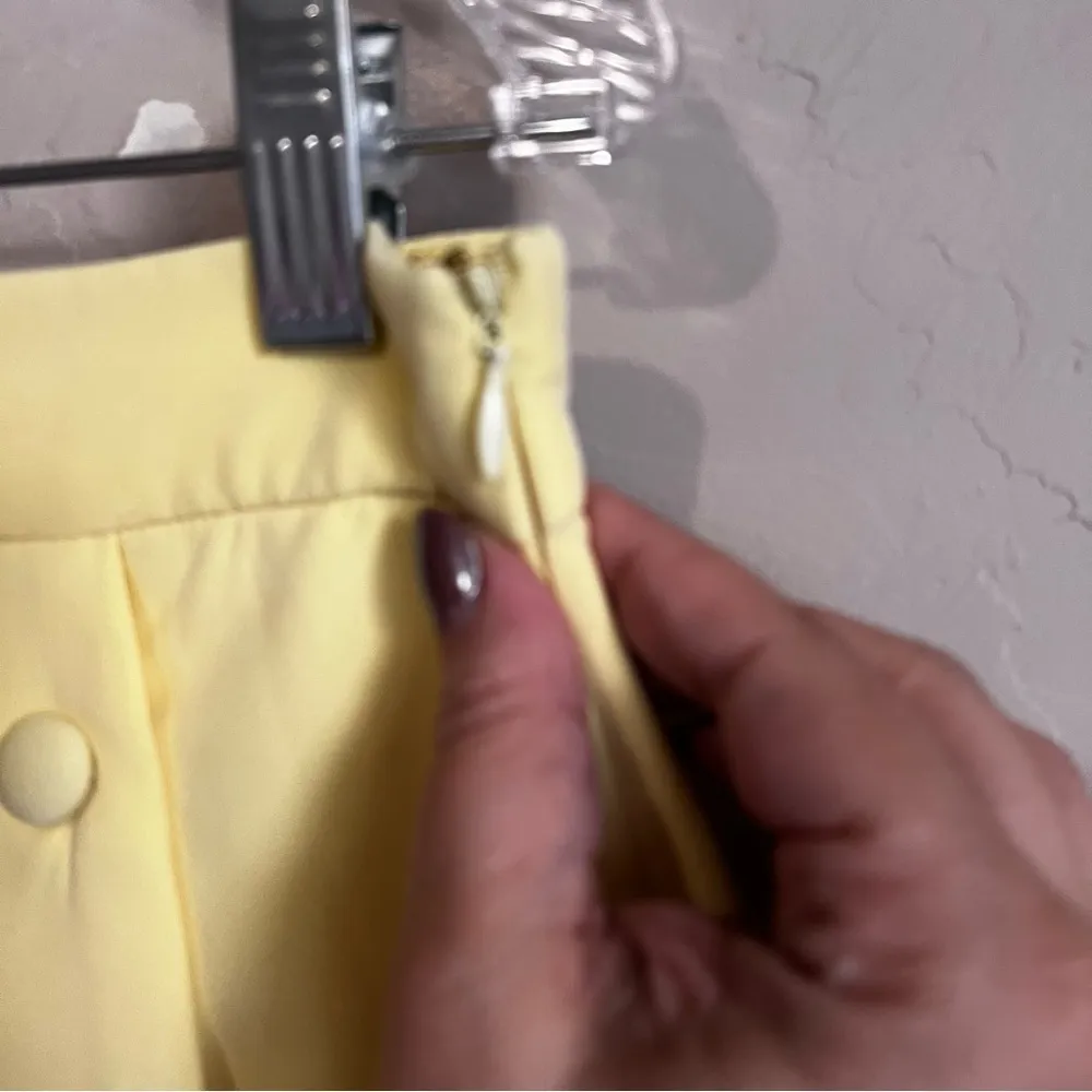 NWT Meshki Yellow Charlize Tailored Mini Skirt - Image 9