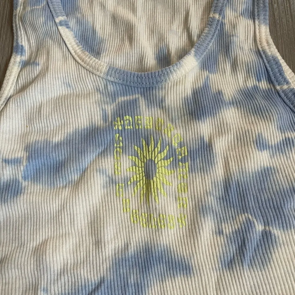 Daydreamer Blue and White Cloud Tie Dye Ribbed Crop Cotton Tank size XS - Image 6