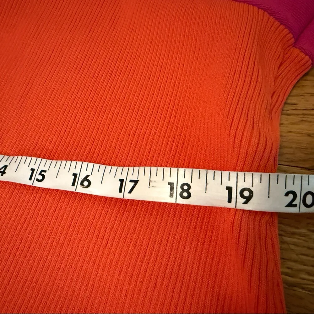 NWOT Crossover Contrast Neckline Stretch Ribbed Knit Midi Dress size M - Image 8