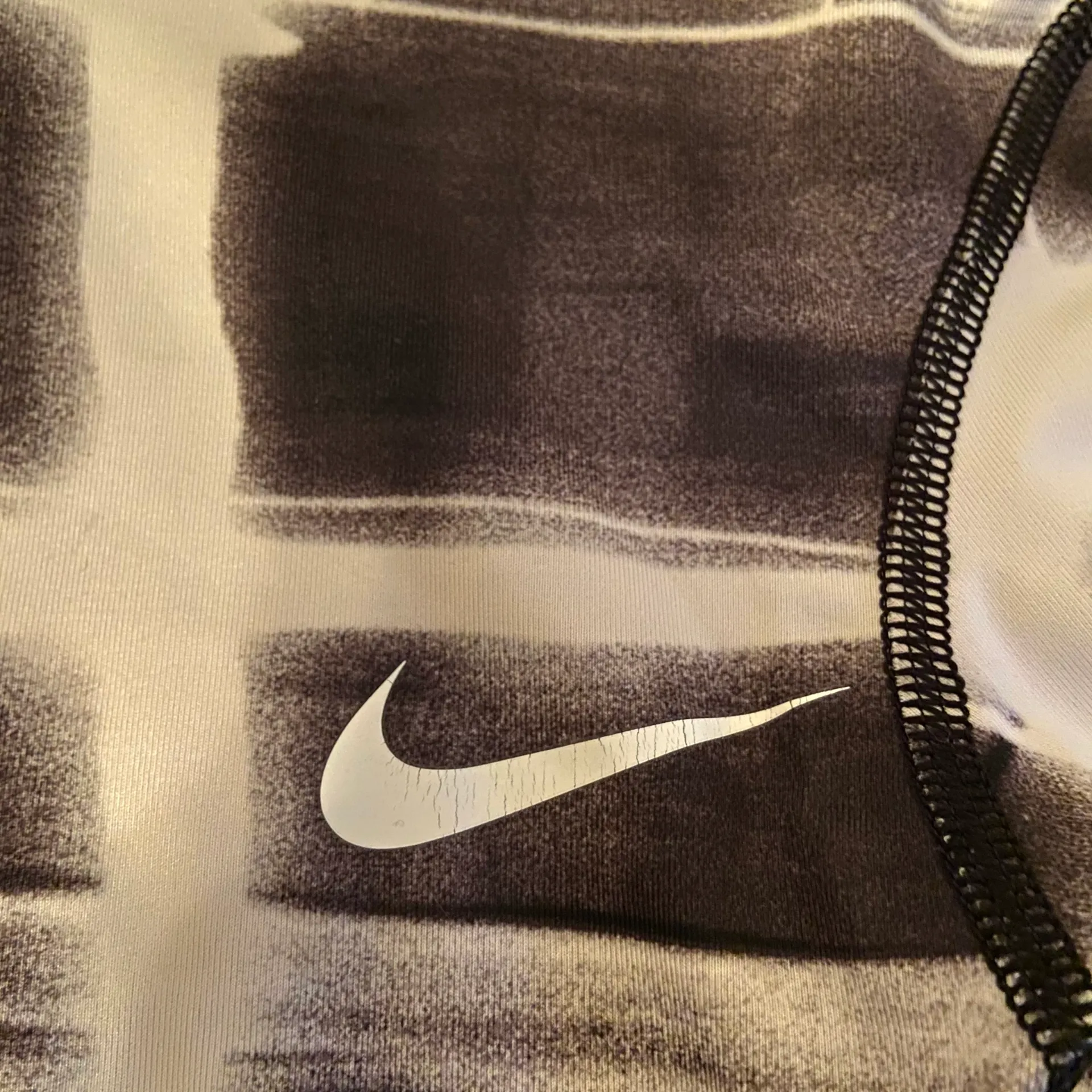 Nike Pro Quarter Zip - Image 3