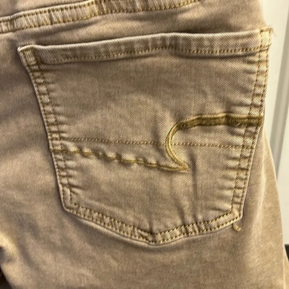 American Eagle Women’s Heather Taupe Super Stretch MIDI Twill Shorts- Size 10 - Image 8