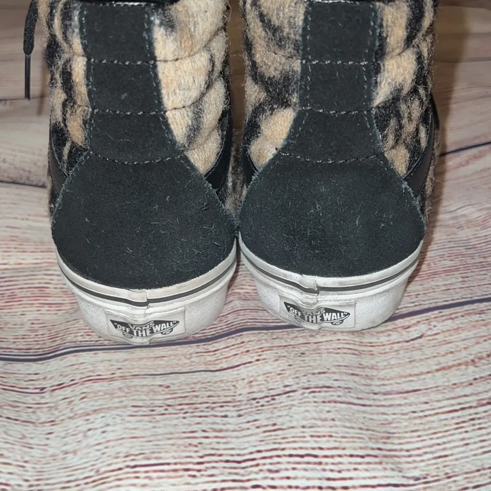 Sk8Hi leopard black sneakers . Size 5.5 - Image 9