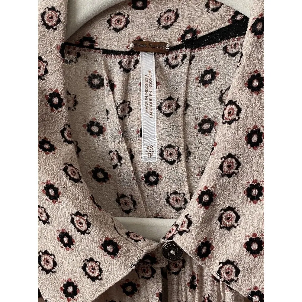 Free People tan black Floral All‎ Over Print Boho Tunic Top Women’s Size XS - Image 2
