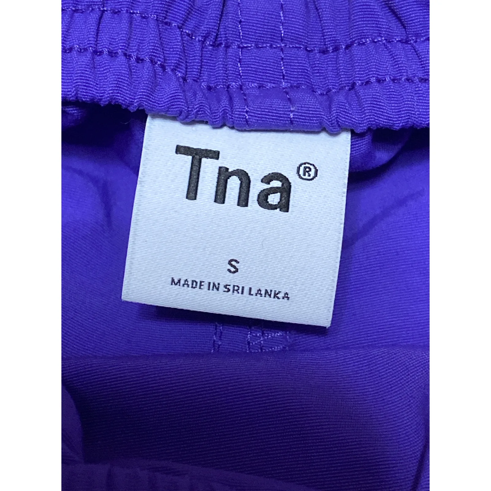 Aritzia TNA Big Easy 5" Women's Purple Water-repellent Mid-rise Active Shorts S - Image 4