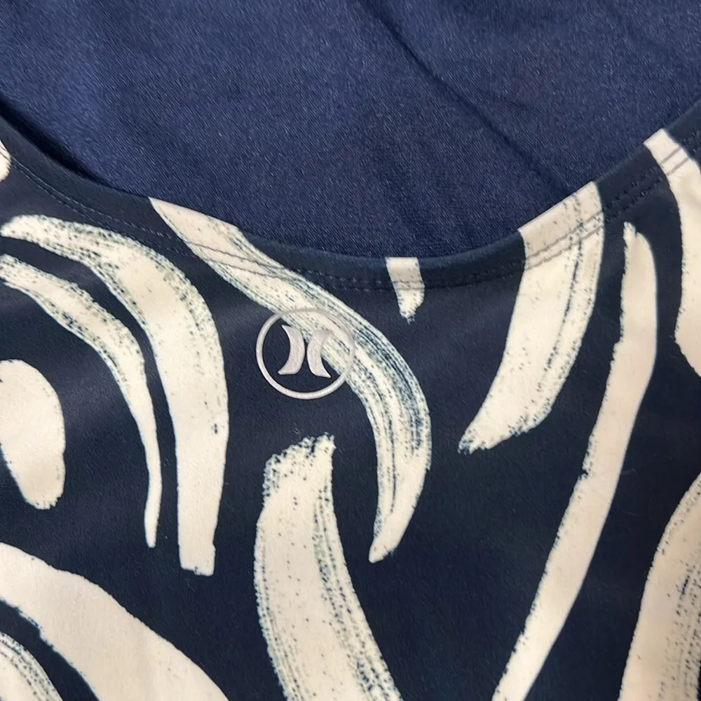 Hurley Women’s one piece swim suit - Image 5