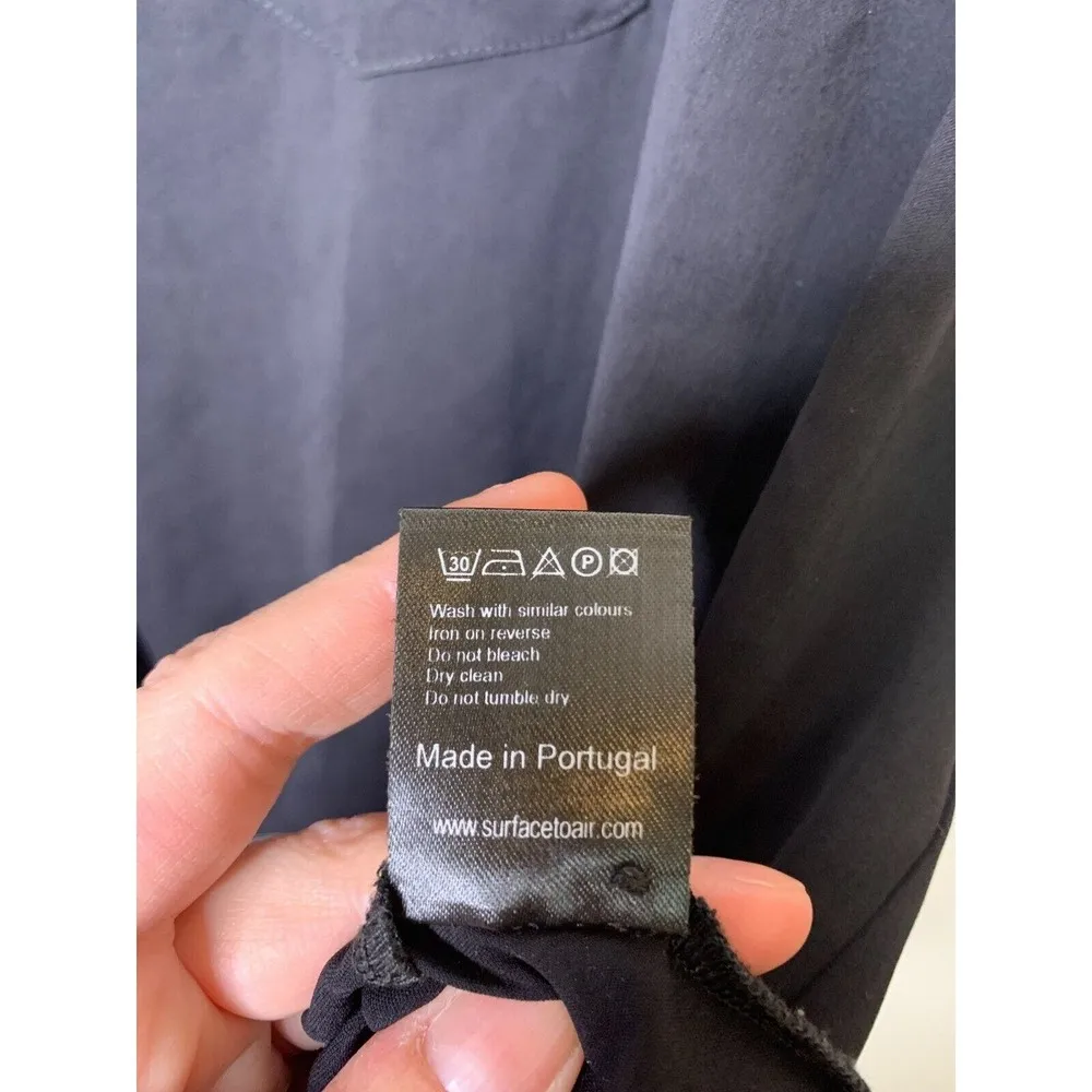 Surface to Air Womens Size 2 Blouse Short Sleeve Black Mother of Pearl Buttons - Image 7