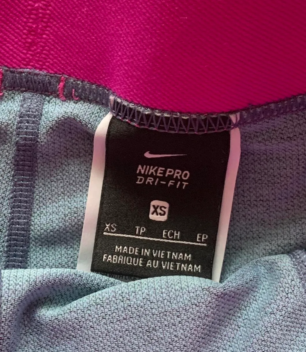 Nike Pro Set - Image 5