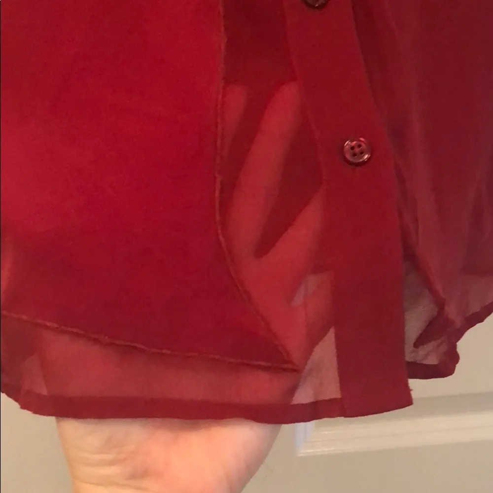 Equipment sleeveless silk button down - Image 3