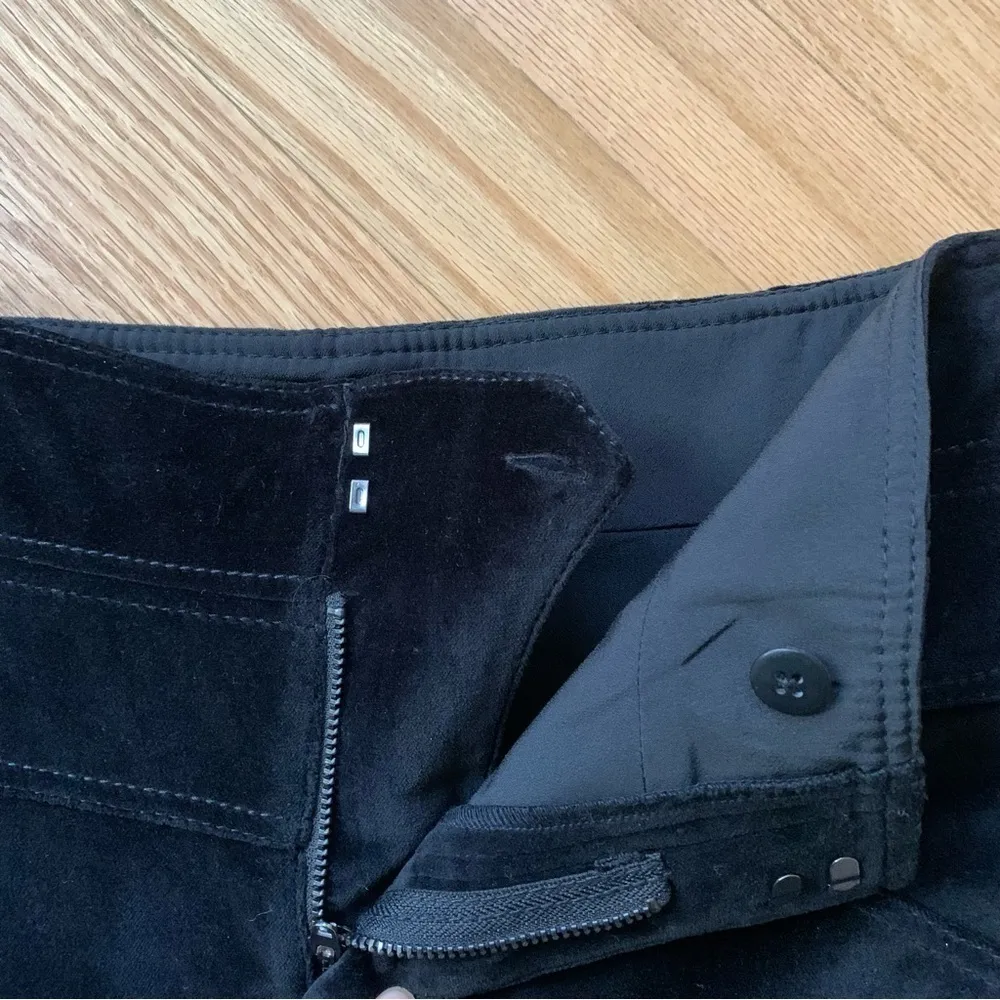 NWT Rebecca Taylor Soft Black High Waisted Velvet/Velveteen Pants Size 6 - Image 11