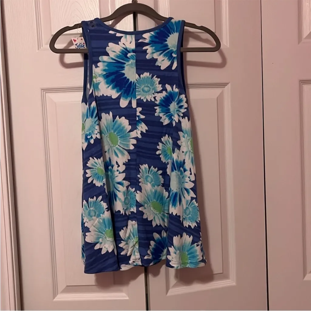Floral Blue Sleeveless Top - Image 5