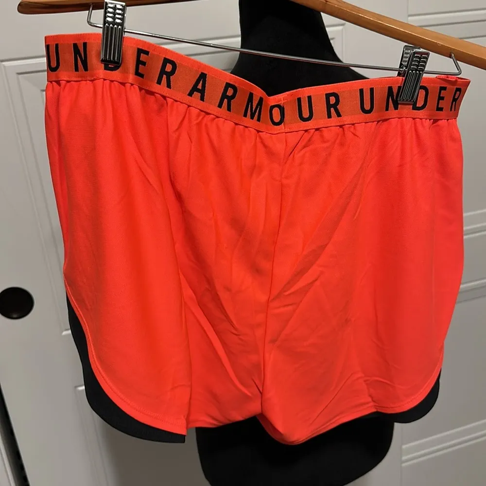 Under Armour Women's Orange Shorts with side pockets - Image 4