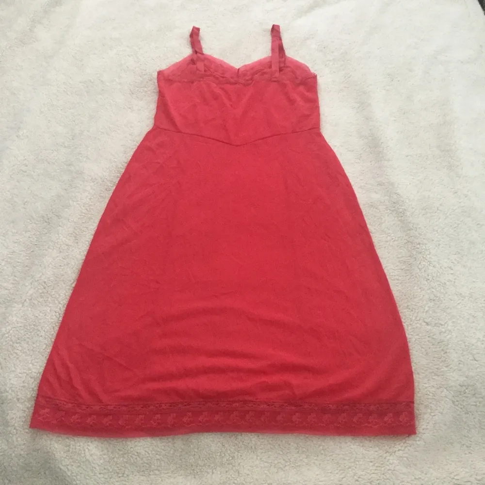 Vintage Coral Lace Chiffon Trim Embroidered Flowers Full Slip Nightgown (Small?) Size undefined - Image 13