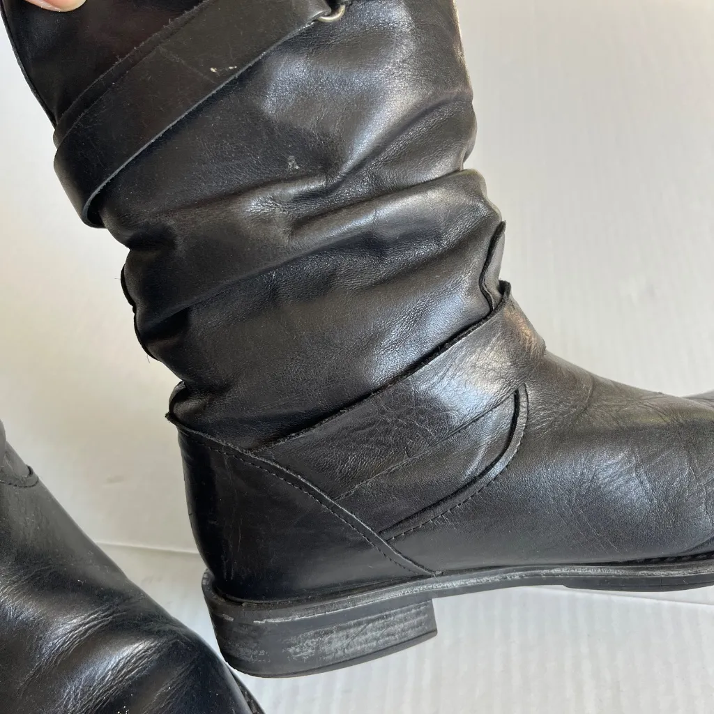 ERIC MICHAEL Sz 39 Laguna Mid Calf Black Leather Boots Moto Pull On - Image 6