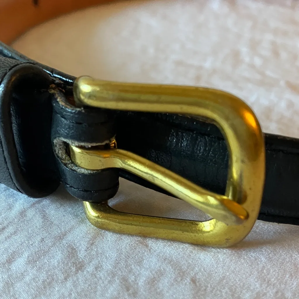 Coach: Vintage Leather Belt- Gold Tone Buckle- Made in NYC- wear- S-32” - Image 7