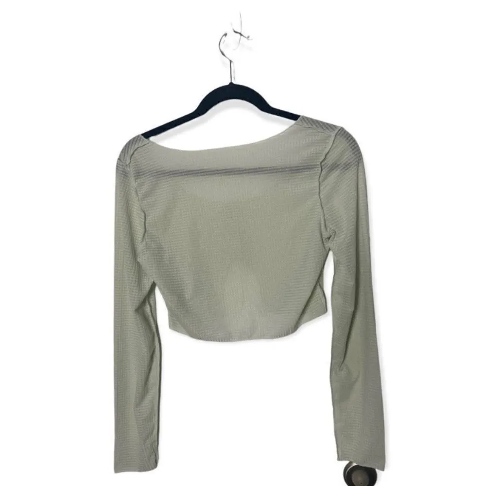 SHEIN Light Green Semi-Sheer Button Front Long Sleeve Crop Top - Size L - Image 4