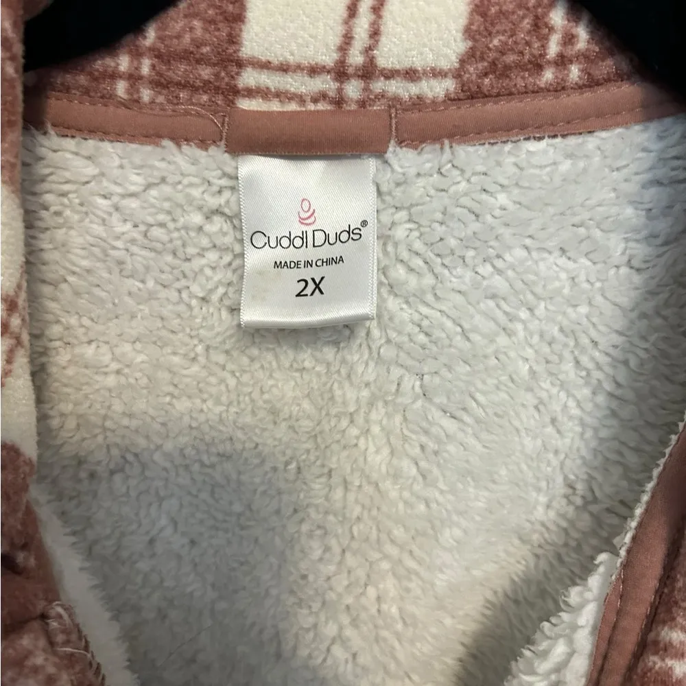 Cuddl duds Plaid Sherpa lined Jacket size 2x - Image 4