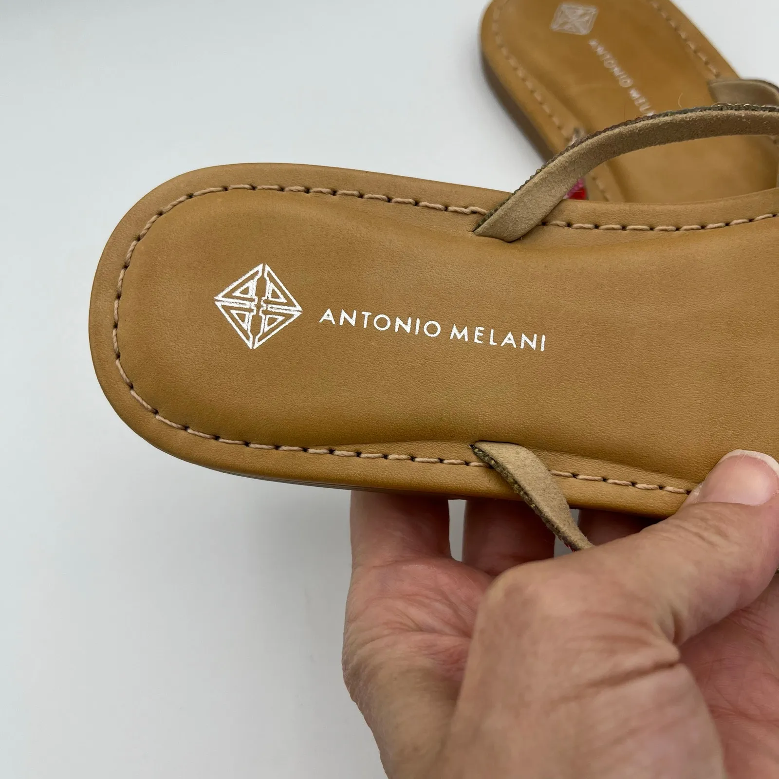 Antonio Melani Women's Laiken Jeweled Flip Flops Size 10M. NWOT - Image 5