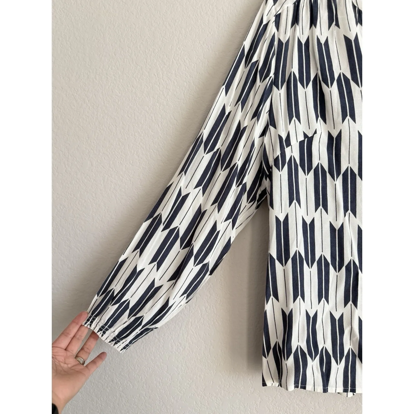 Pendleton Women's Terra Tunic Blouse Pull Over Geometric Blue White Size XL - Image 9