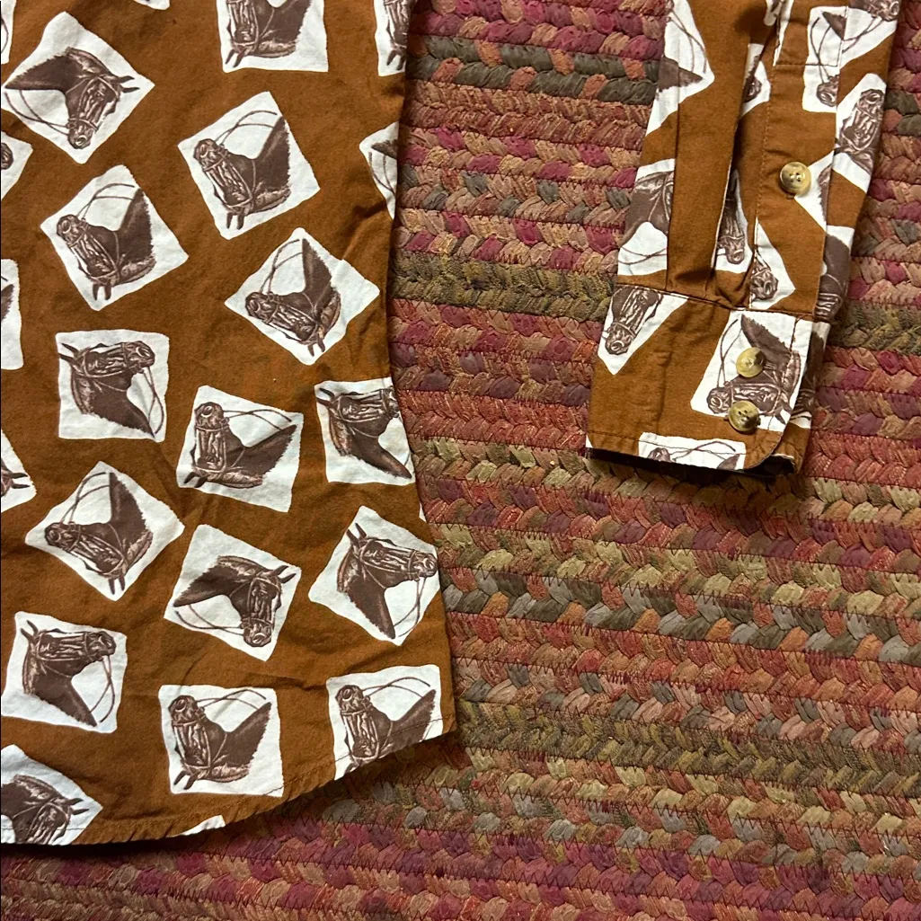 VTG BROWN HORSE EQUESTRIAN PRINT BUTTON UP LONG SLEEVE Size M - Image 3
