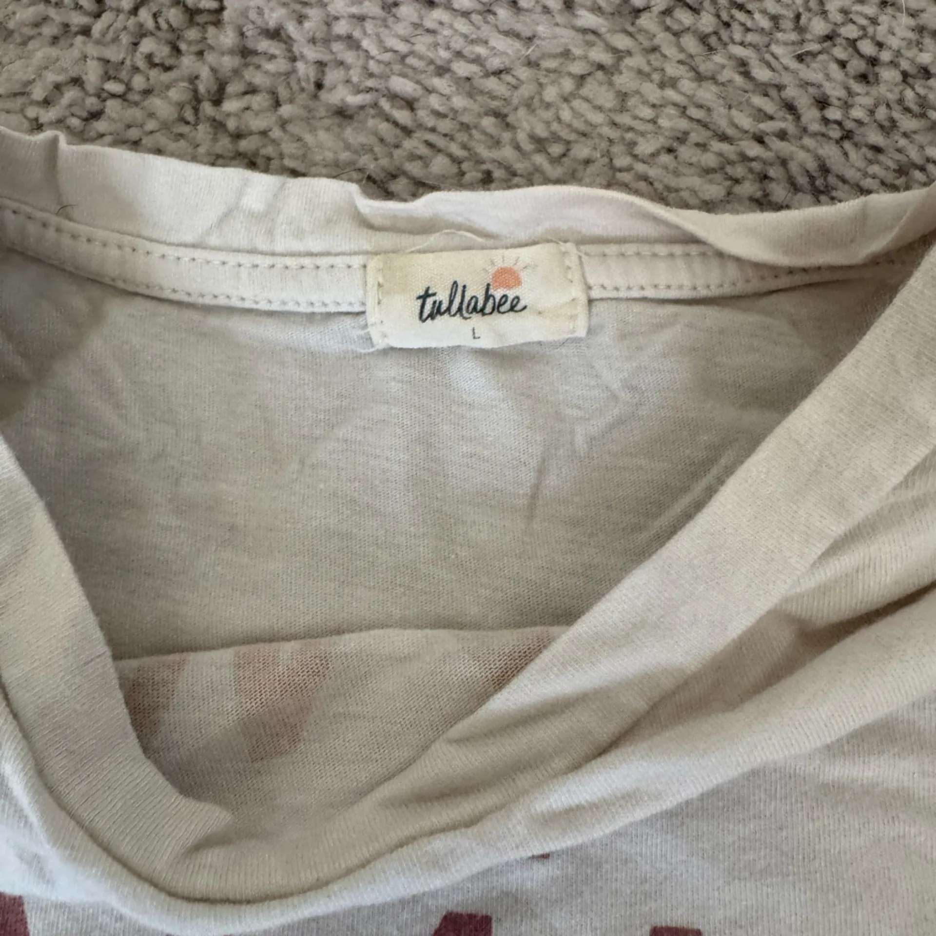 Tullabee Mom Cream T - Image 2