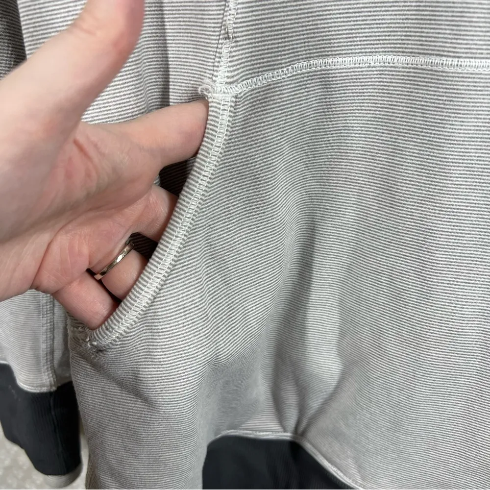 Lululemon‎ Grey Striped Long Sleeve Hooded Top - Image 2