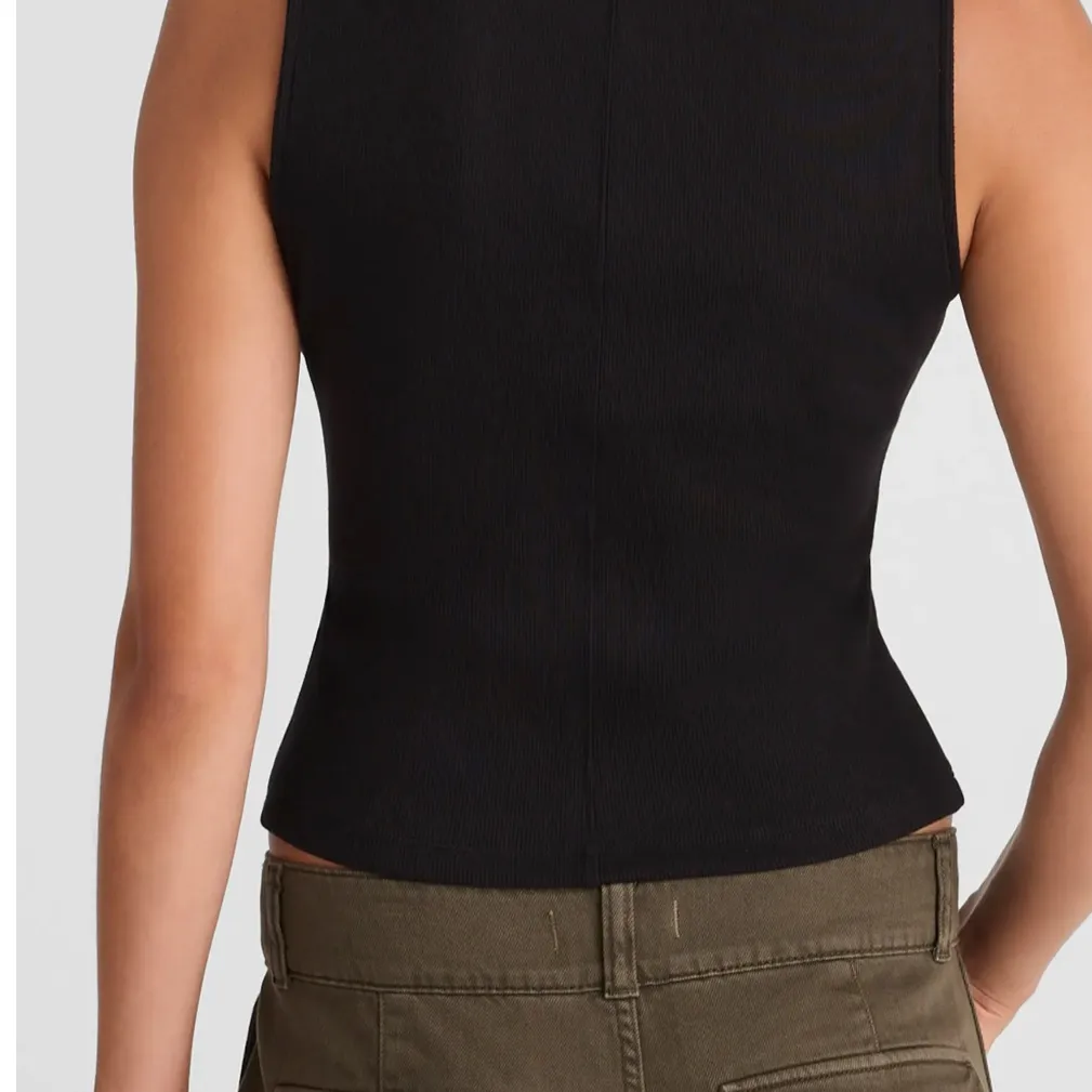 Madewell NWT Rib V-Neck Vest size medium - Image 2