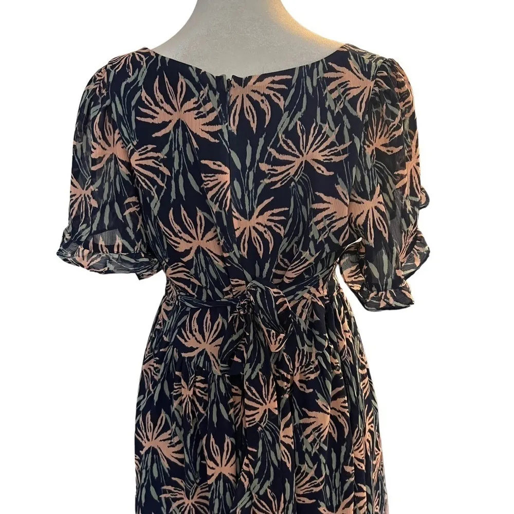 MADEWELL Ruffle-Sleeve Midi Dress in Oasis Palms - Image 8