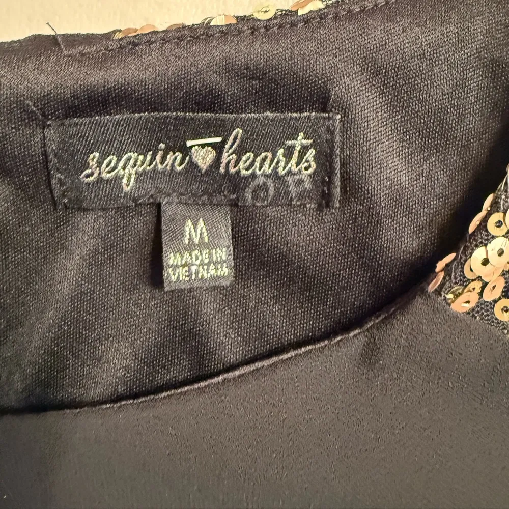 Sequin Hearts Black Dress with Embellished Shoulders - Image 5