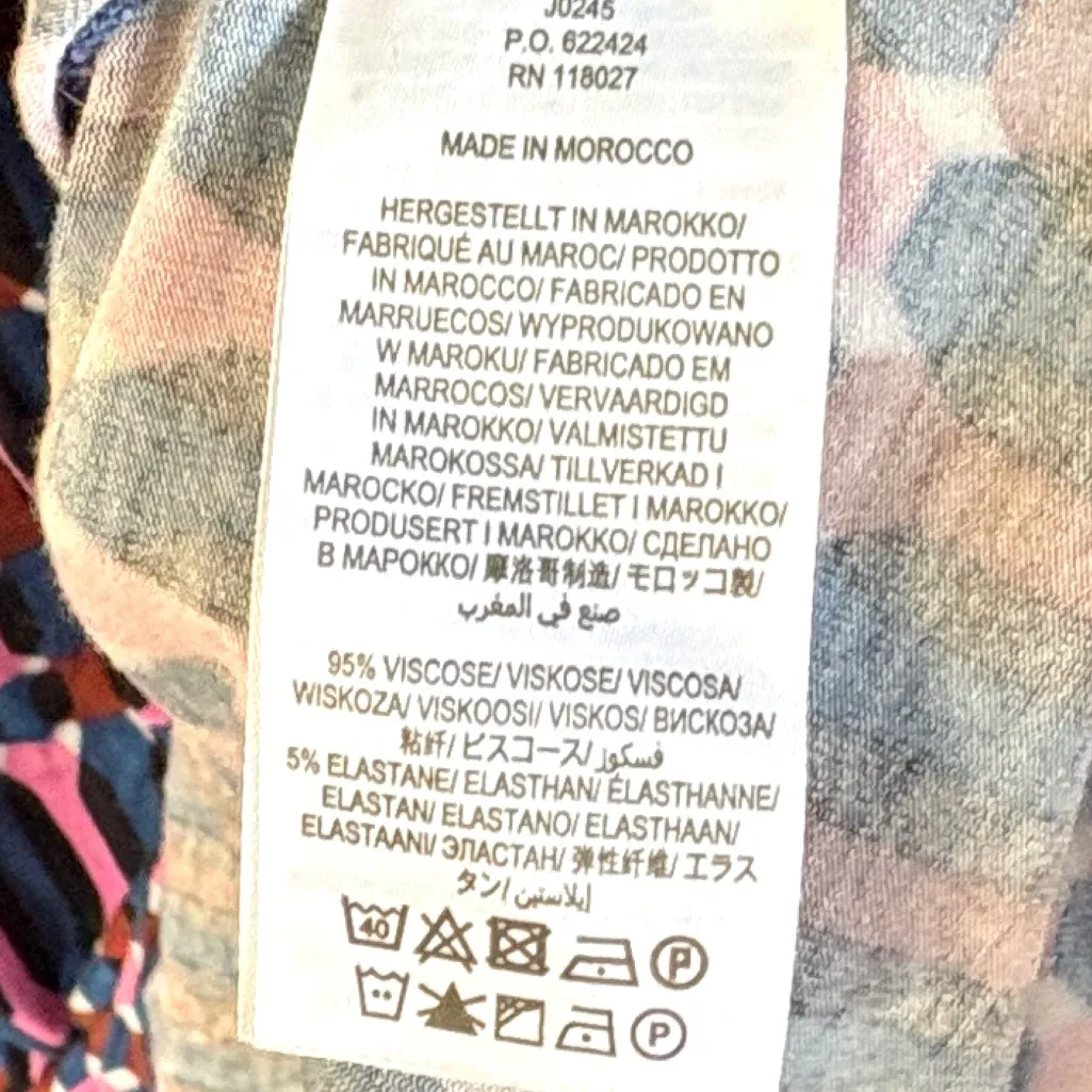 Like New Boden Elodie Geo Print Surplice Wrap Stretch Jersey Top Size 8 - Image 9