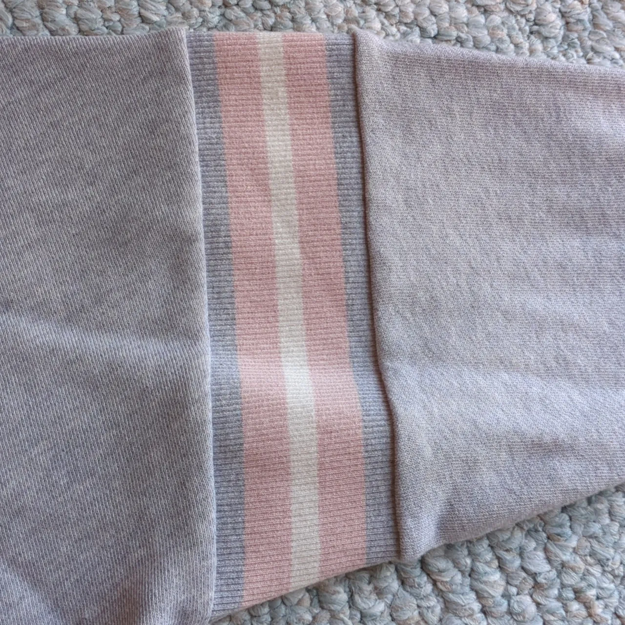 American Eagle Forever Cropped Crew Neck Sweatshirt - Image 2