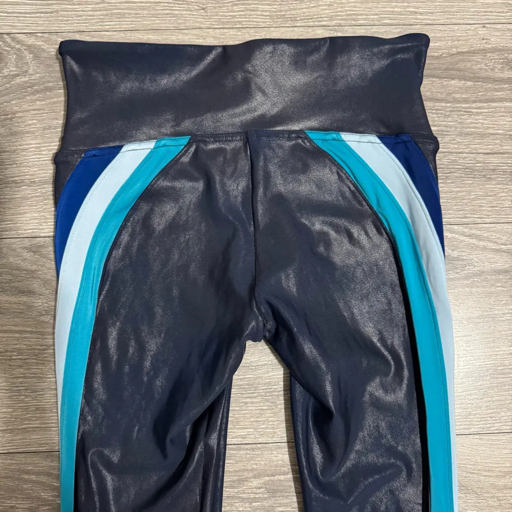 SPANX Women‎ Navy Blue Faux Leather Leggings Sz M with Blue and Teal Stripes 7/8 - Image 9