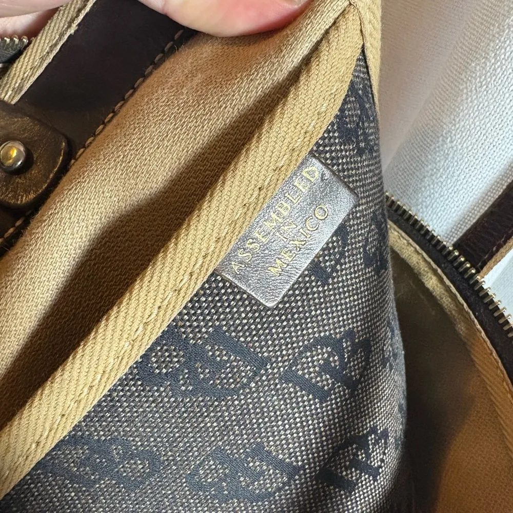 Vintage Dooney & Bourke Signature DB‎ Purse Large Tassel Tote Y2K Brown GUC! - Image 13