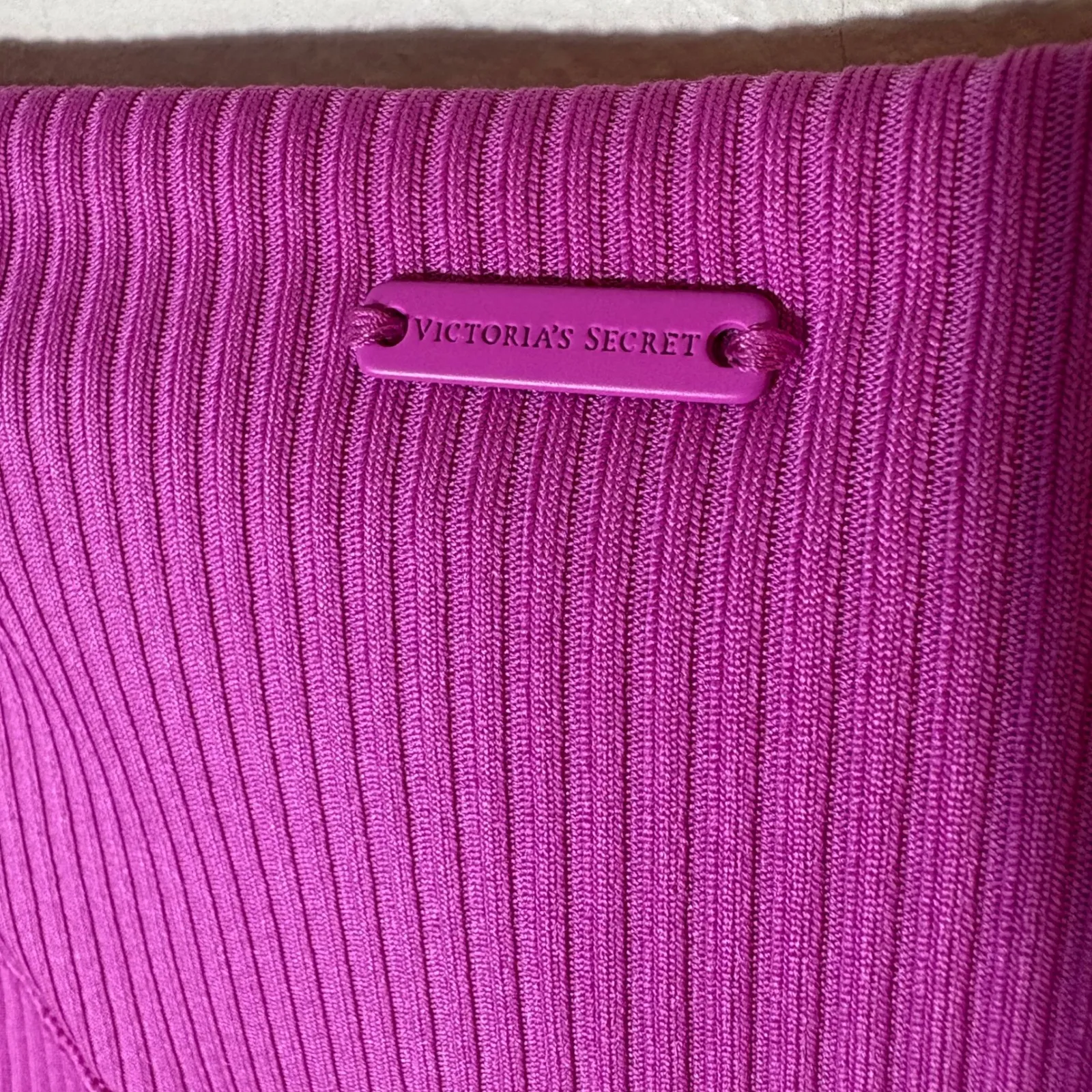 Victorias Secret Essential High-Rise Lace-Up Biker Shorts Size Large - Image 4