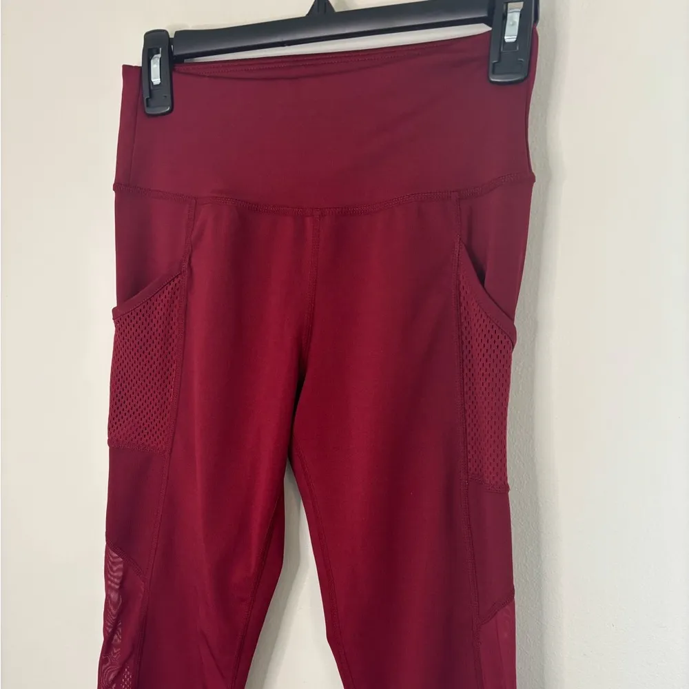 0 to 5 Red Athletic Leggings Size Small - Image 3