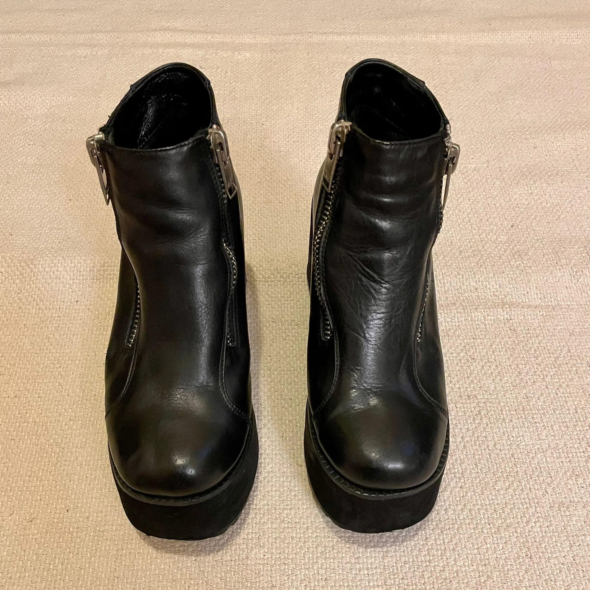 Unif Daria Boot - Image 4