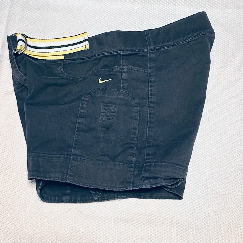 Stylish Navy Blue Women's Shorts - Image 3