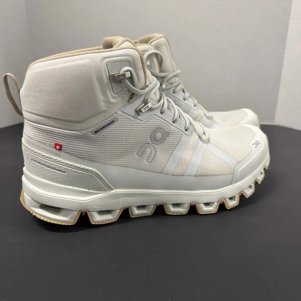 ON Women's Cloudrock Waterproof Hiking Boot Shoes Glacier/Sand Size 9 No Insoles White - Image 2