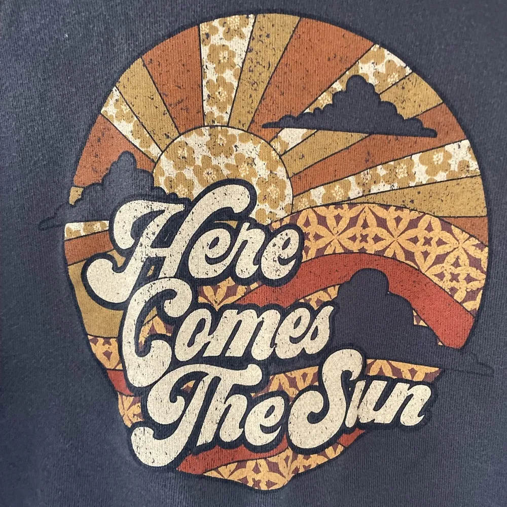 Altar’d State Here Comes The Sun Graphic Cropped Pullover Hoodie Sweatshirt - Image 3