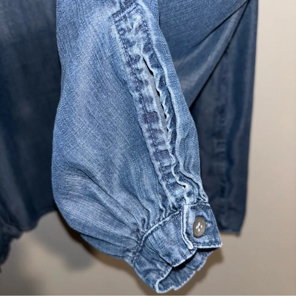 Cloth & Stone Indigo Button-Up Top Size M - Image 5