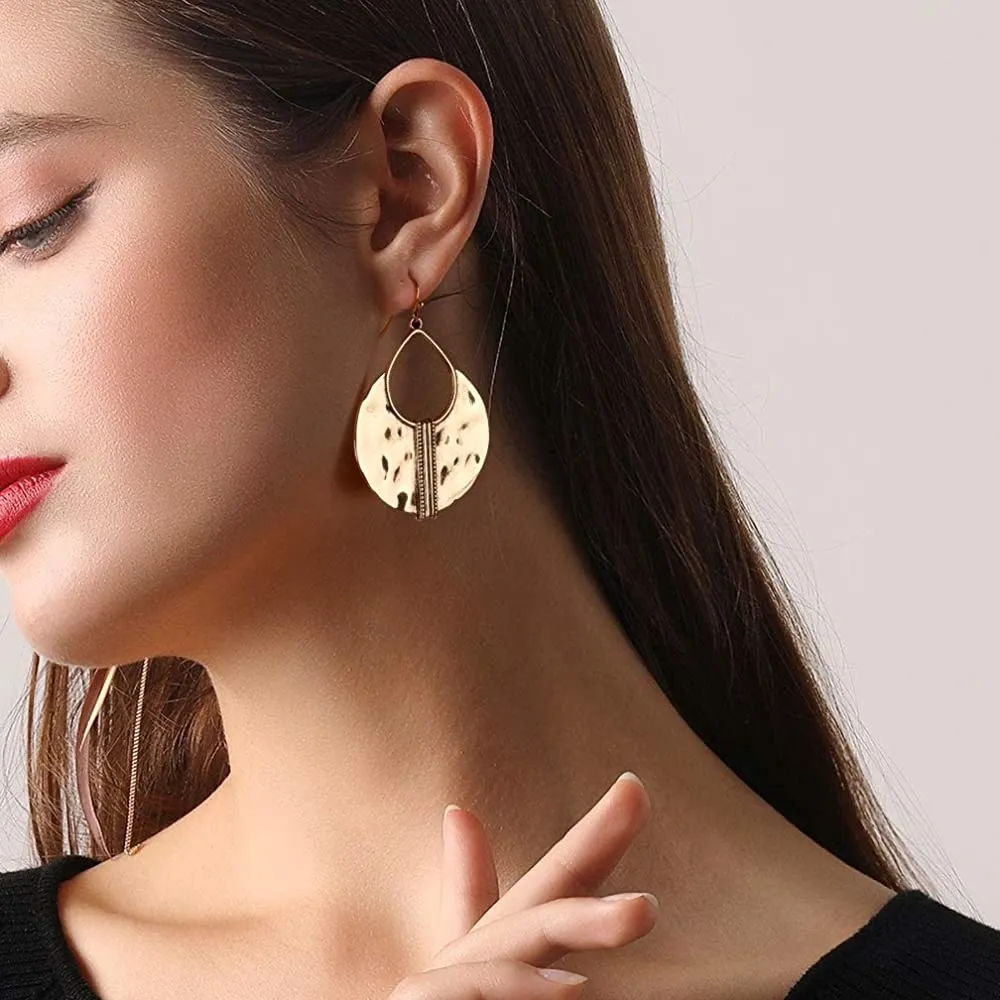 AllenCOCO Boho Ethnic Handcrafted Hammered Gold plated Crescent Dangle Earrings - Image 3